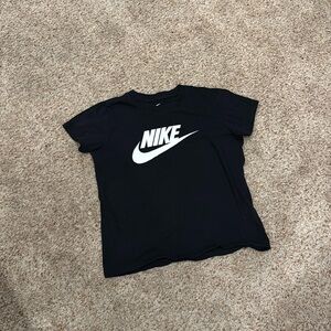 Nike girls shirt, size medium
